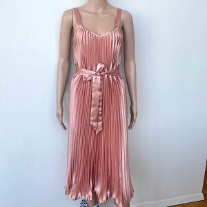 VICI DUSTY PINK SATIN PLEATED BELTED DRESS, S